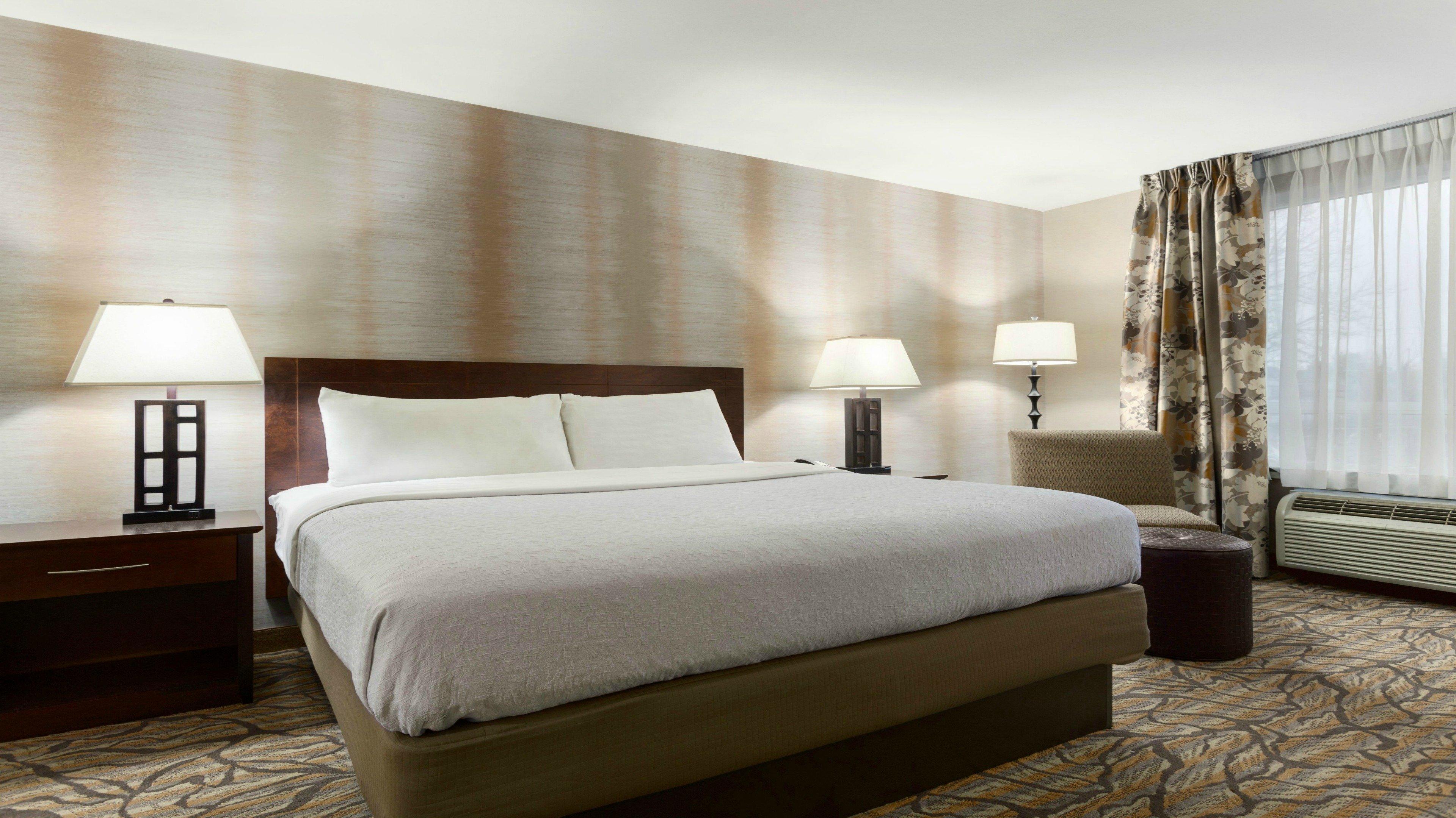 Holiday Inn Hotel & Suites Gateway By Ihg Вильямсбург Экстерьер фото